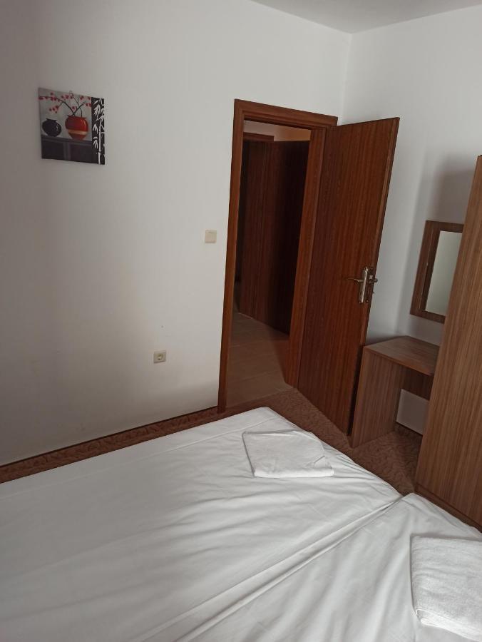 Private Apartments Nevena 潘波洛沃 外观 照片