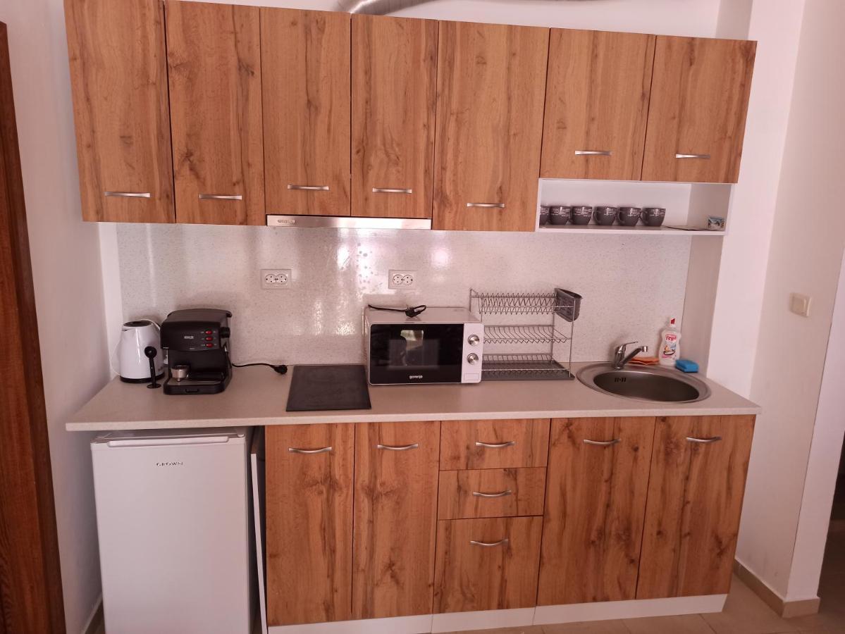 Private Apartments Nevena 潘波洛沃 外观 照片