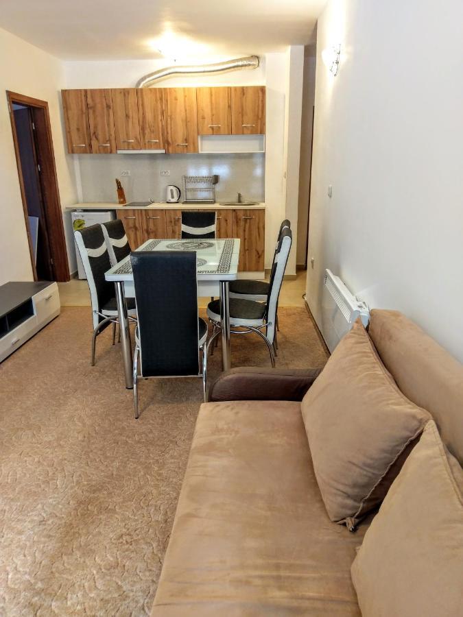 Private Apartments Nevena 潘波洛沃 外观 照片